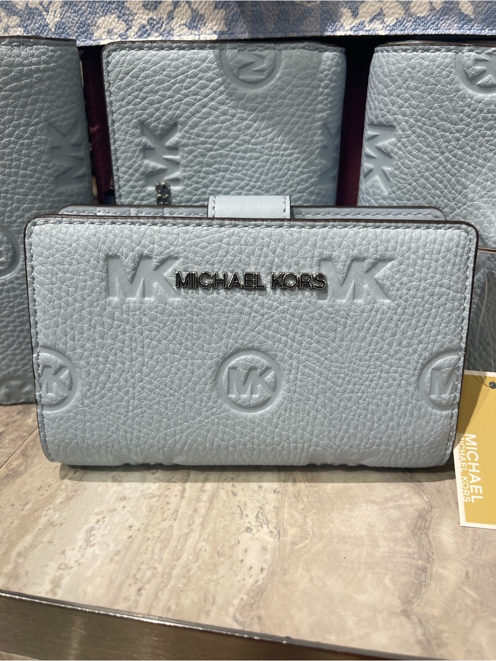 Michael Kors JST Md Logo Debossed Bifold Bilfold Compact Wallet
Pale Ocean
NWT - Picture 2 of 16